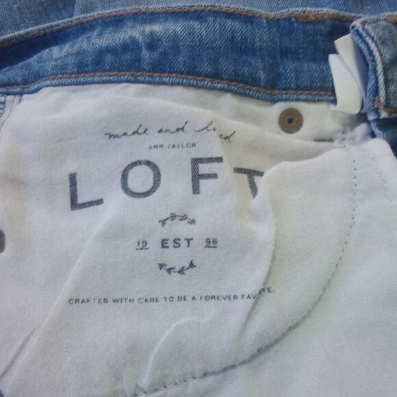 Loft Jeans Relaxed Skinny Size 0 Mid Rise Light Wash - Picture 7 of 9